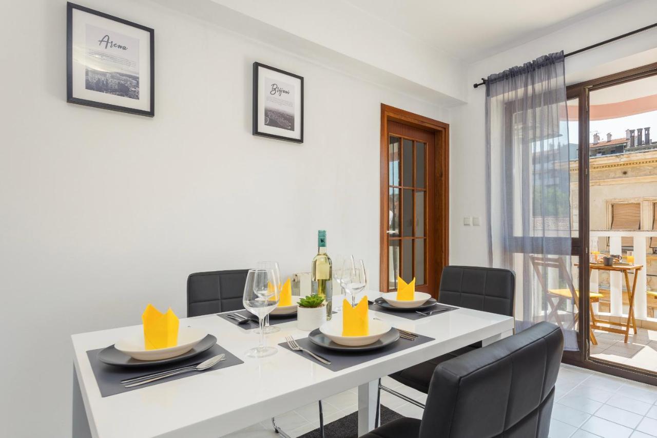 Laveruda Apartment With Balcony And Free Parking Pula Exterior foto
